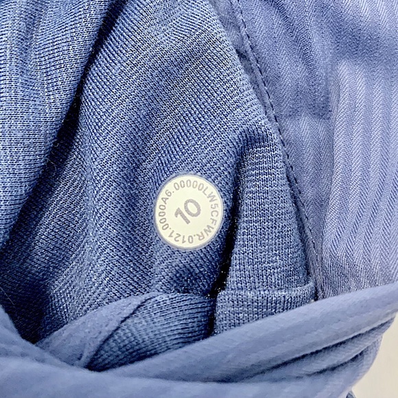 SOLD Lululemon Dance Studio Mid-Rise Pant Unlined Water Drop Size 10 *Regular - Picture 9 of 9